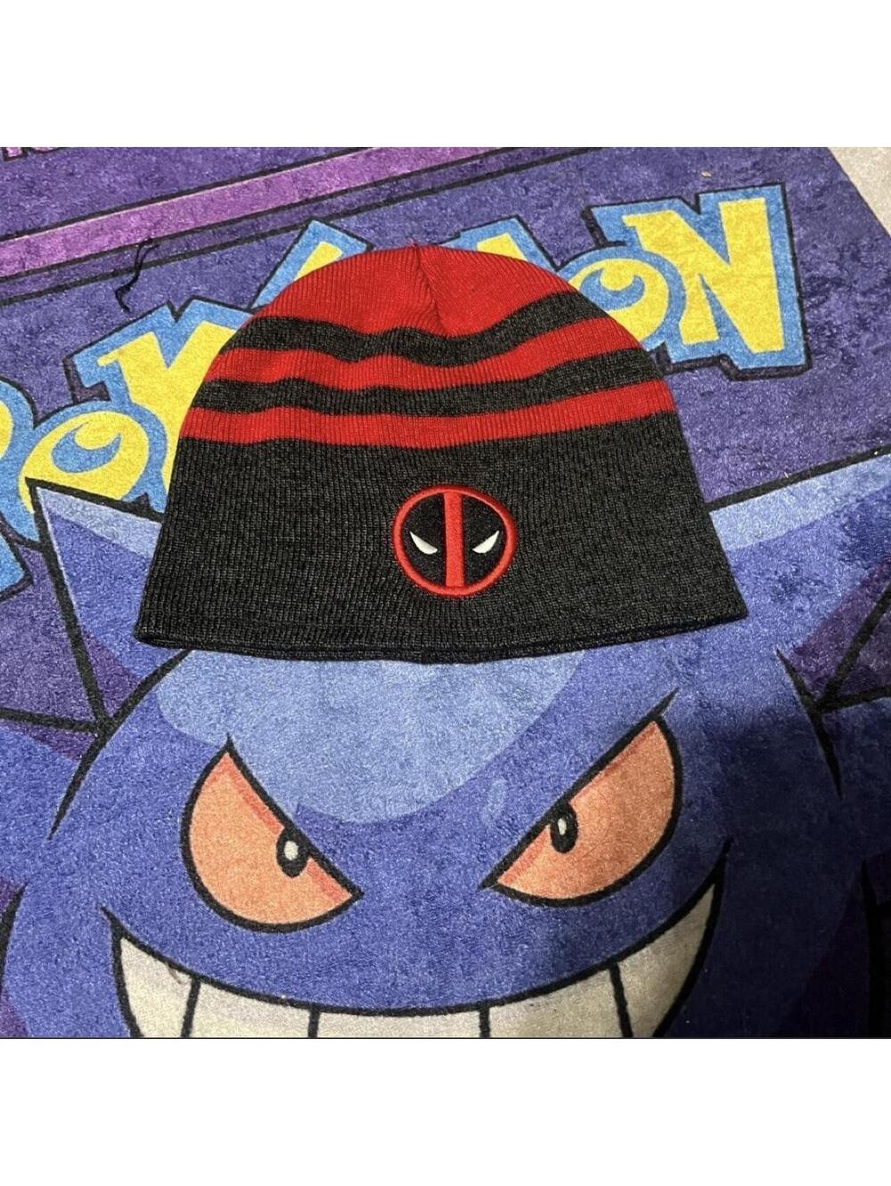 Marvel y2k Deadpool red and black skater beanie